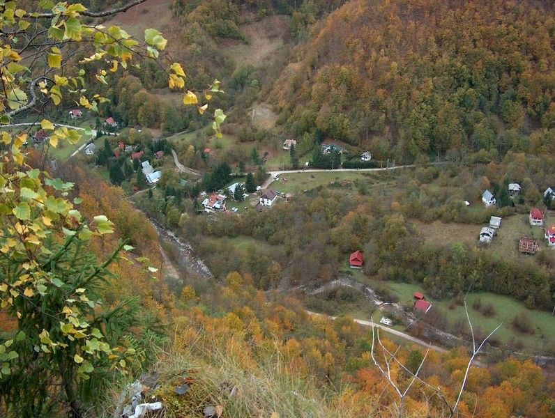 Ablak bezárása
